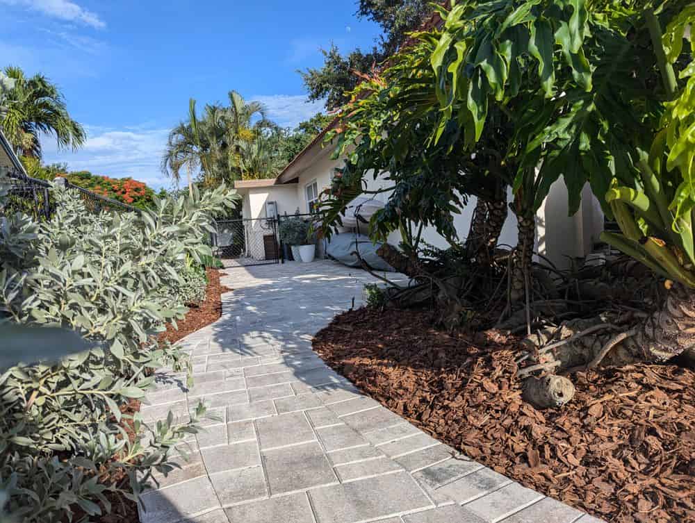 Paver Patios, Walkways & Driveways image