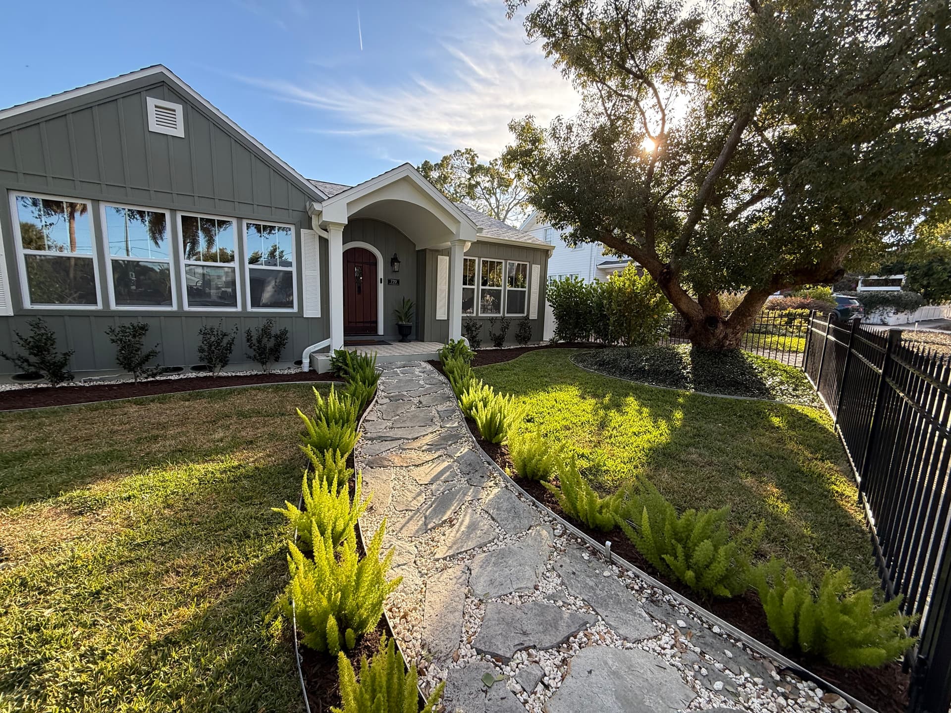 Gallery photos for Front Yard Landscaping Transformation: Image #1