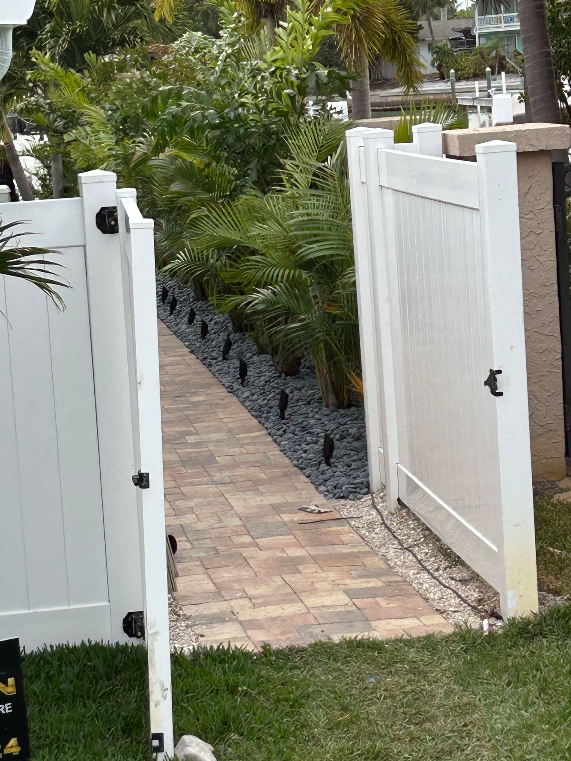 Gallery photos for Outdoor Oasis Makeover with Pavers and Palm Trees: Image #2