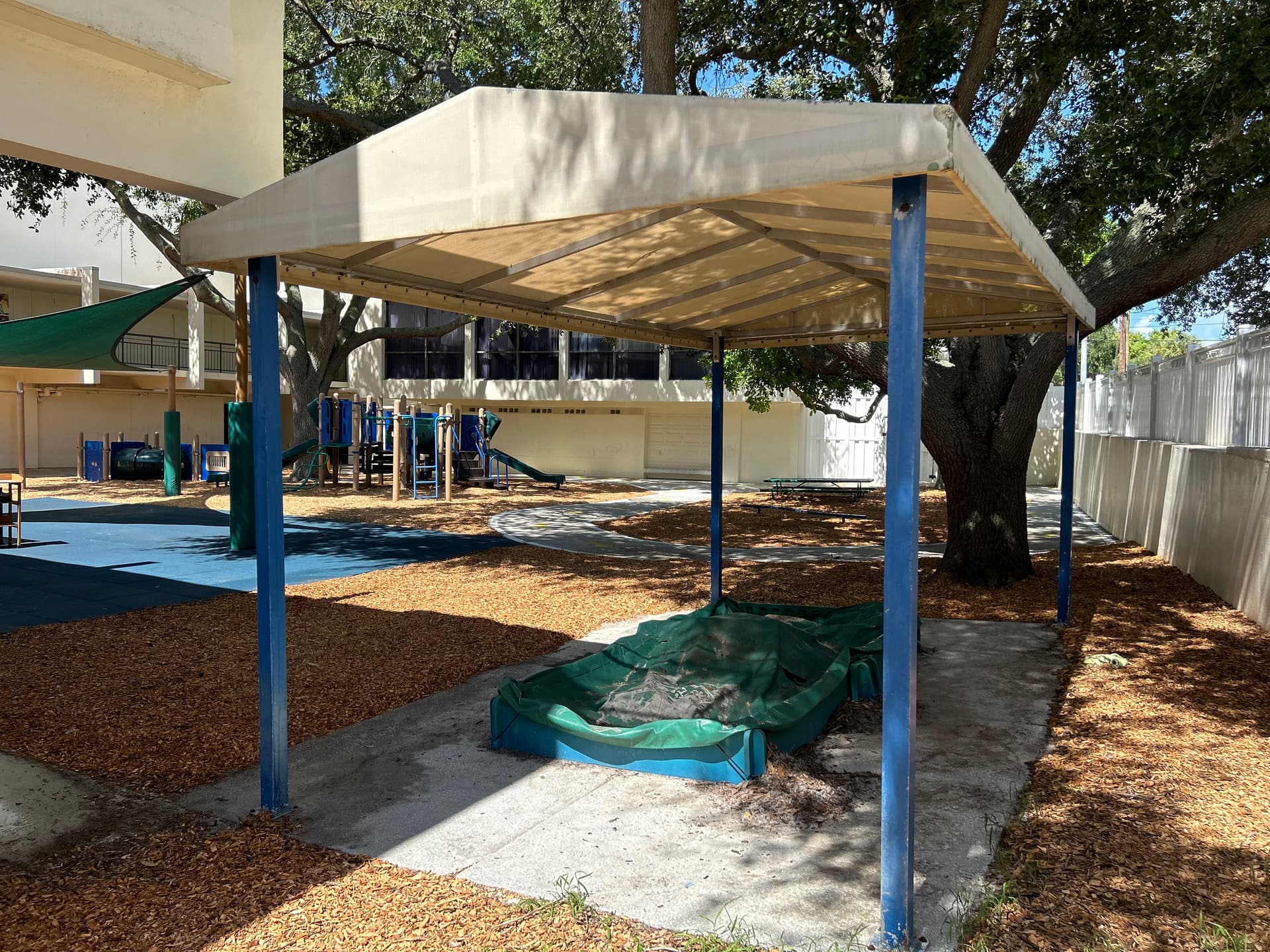Innovative Kid-Safe Playground Installation