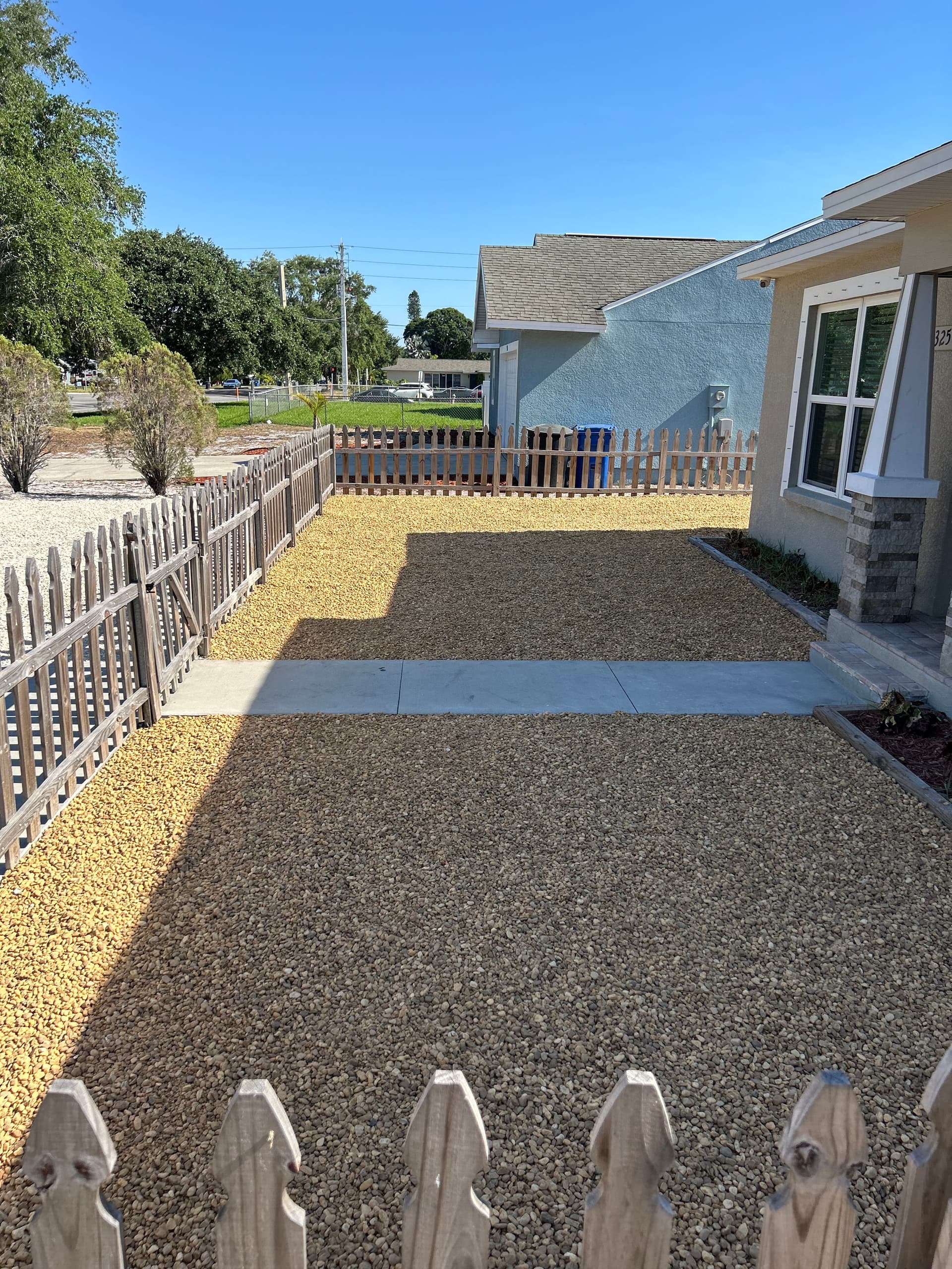 Gallery photos for Beautiful Decorative Rock Transformation: Image #6