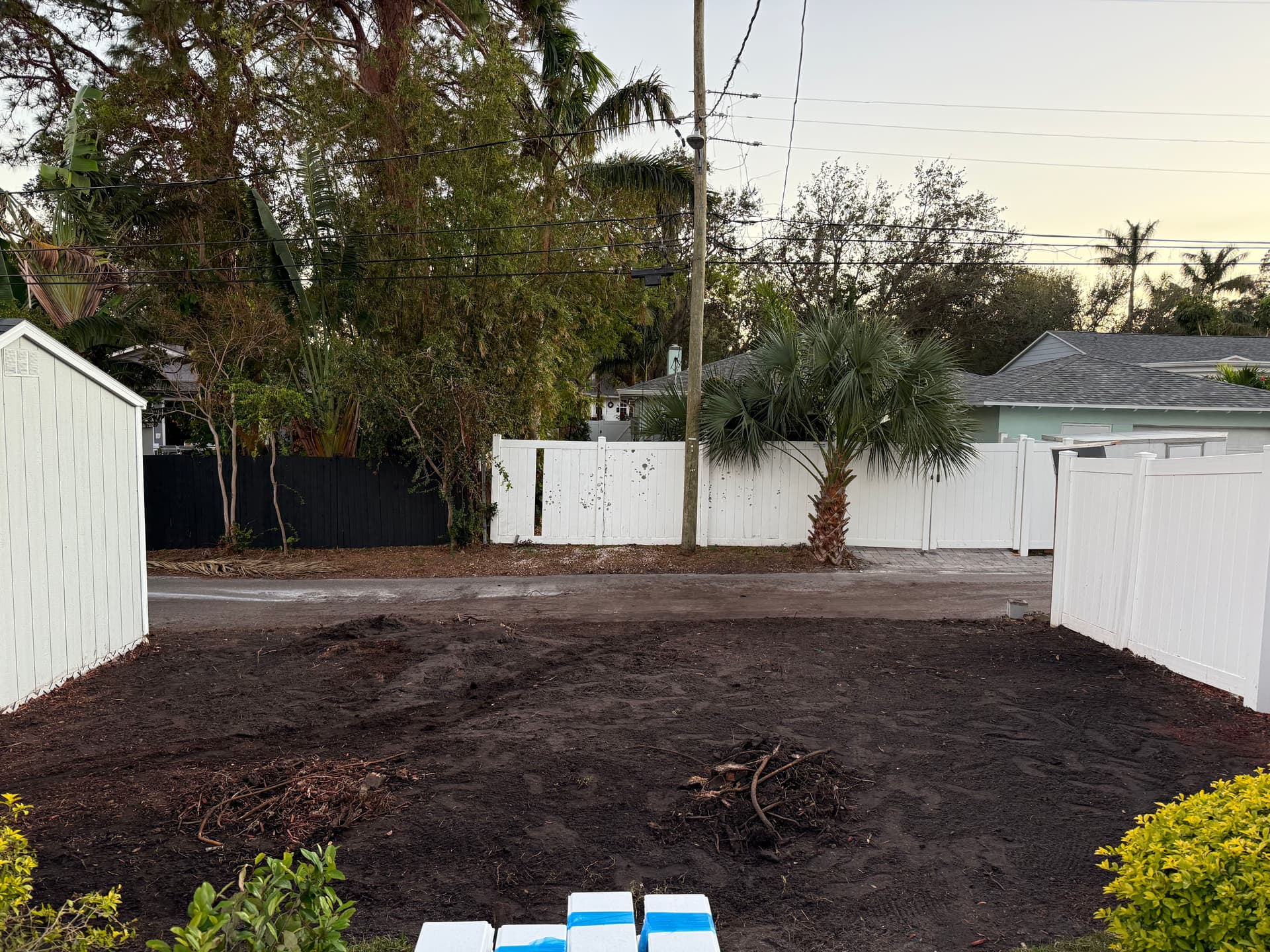 Gallery photos for Smooth Transition - Tree and Stump Clearing Done Right: Image #2