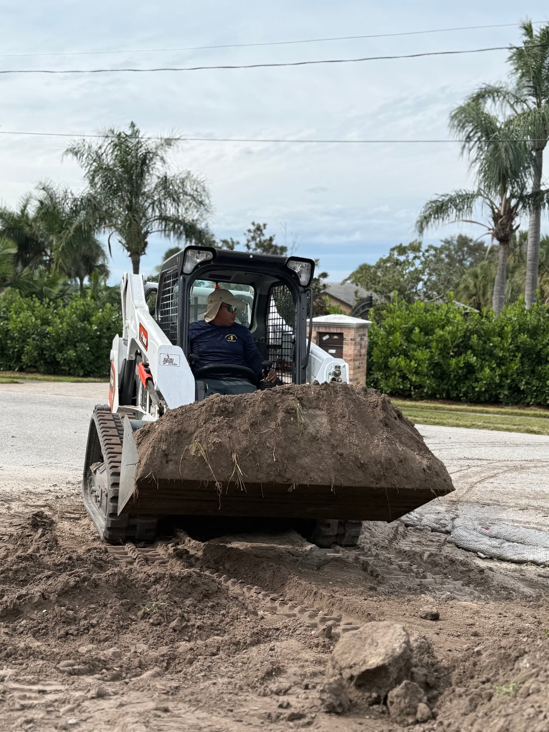 Gallery photos for Efficient Soil Moving for Landscape Excellence: Image #4