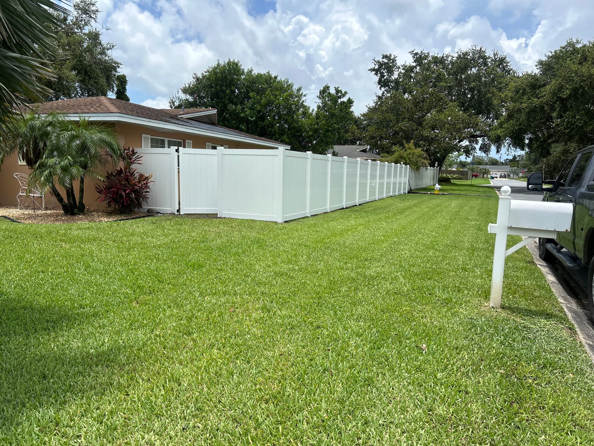 Gallery photos for White Vinyl Fence Installation: Image #1