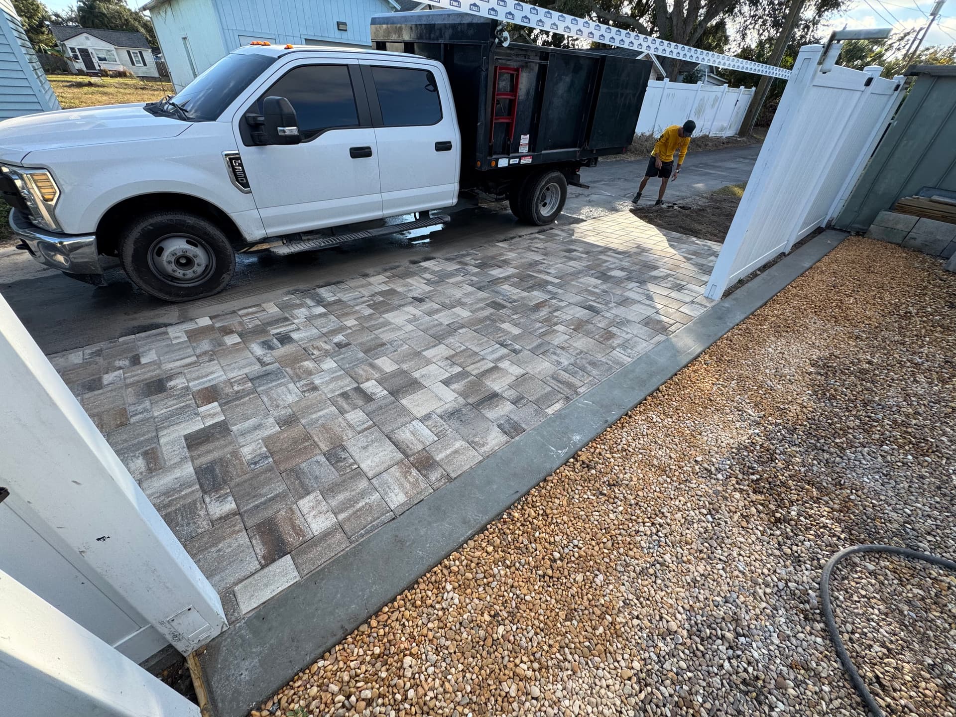 Gallery photos for Elegant Paver Driveway Installation Enhances Home Entrance: Image #3