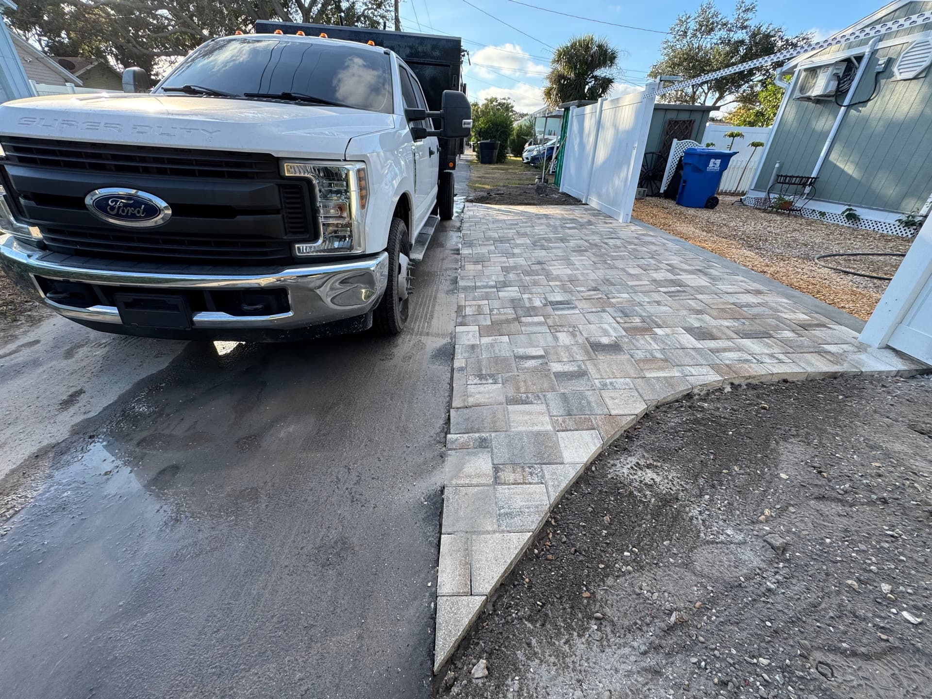 Gallery photos for Elegant Paver Driveway Installation Enhances Home Entrance: Image #2