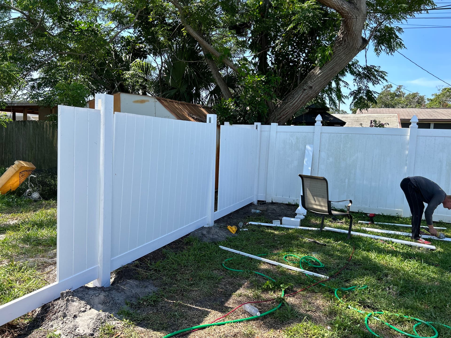 Gallery photos for Stylish White Vinyl Fence Installation: Image #7