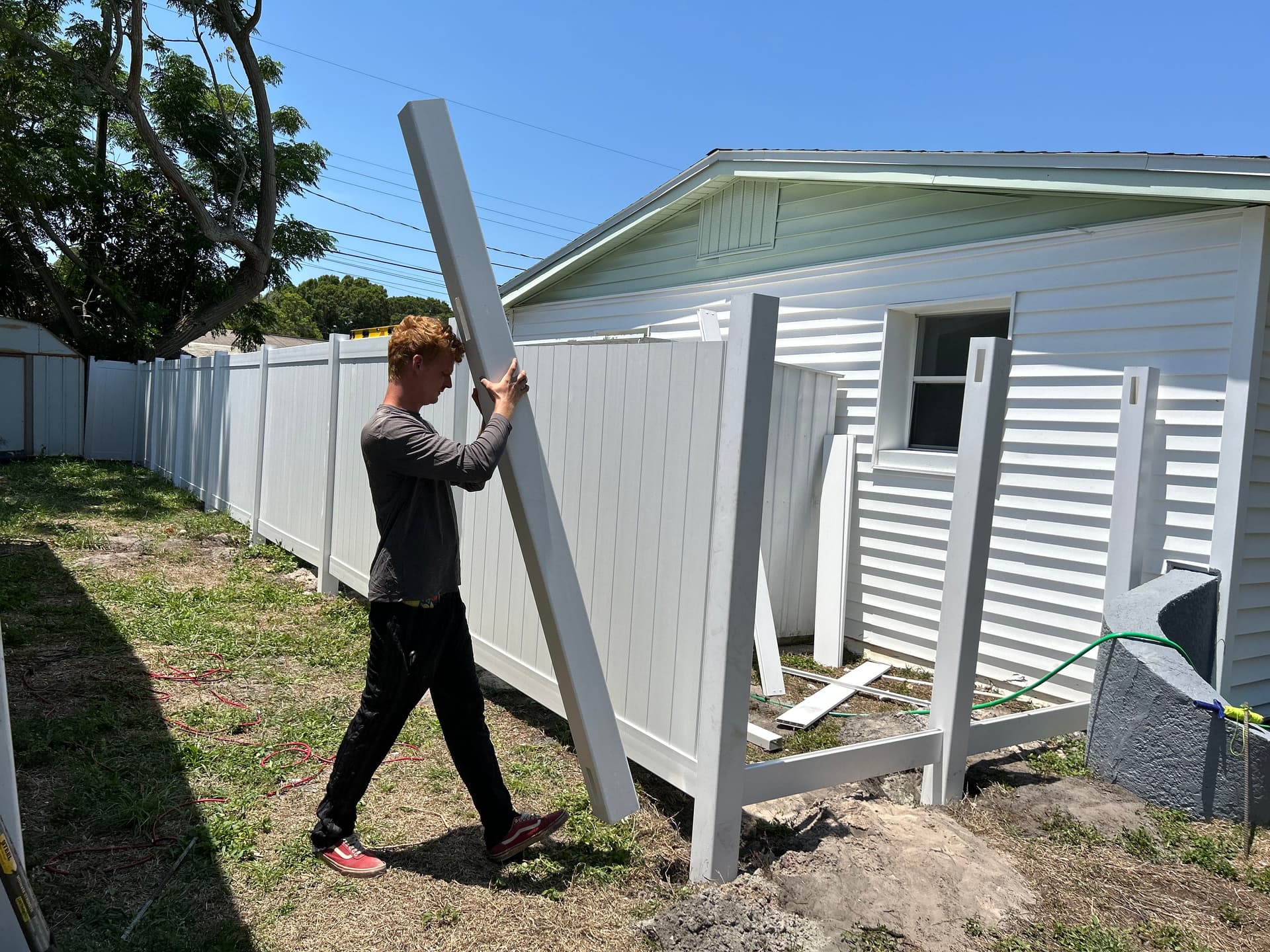 Gallery photos for Stylish White Vinyl Fence Installation: Image #6